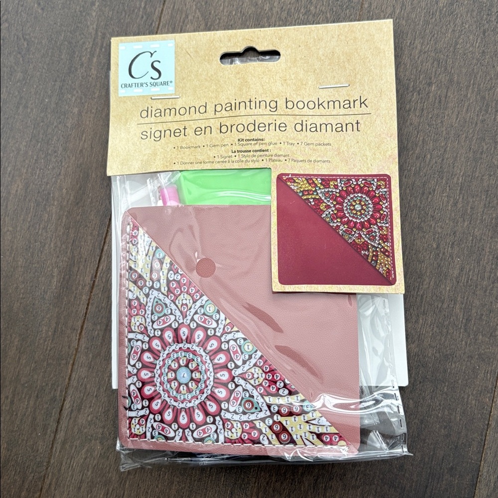 CRAFTER’S SQUARE Diamond Painting Bookmark, Stationery Decor Sparkle Gems DIY